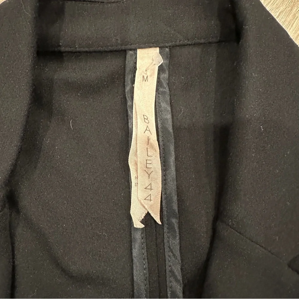 {preloved} Bailey 44 Elegant Black Blazer - Picture 3 of 6